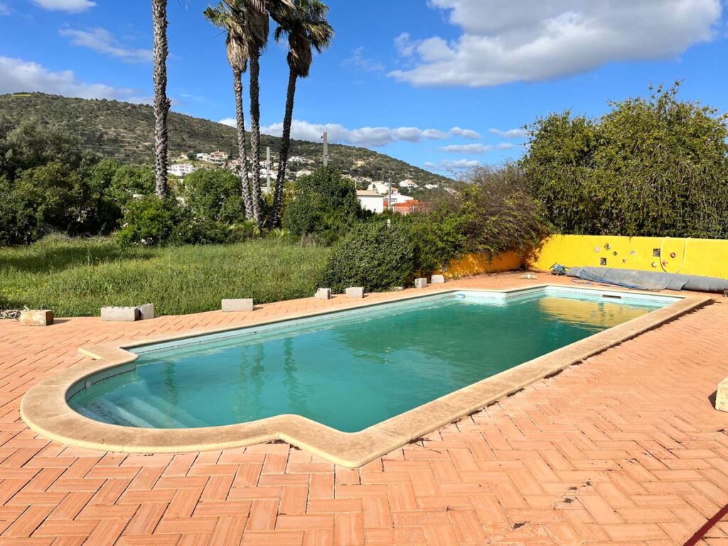 Cobertura Piscinas em Faro